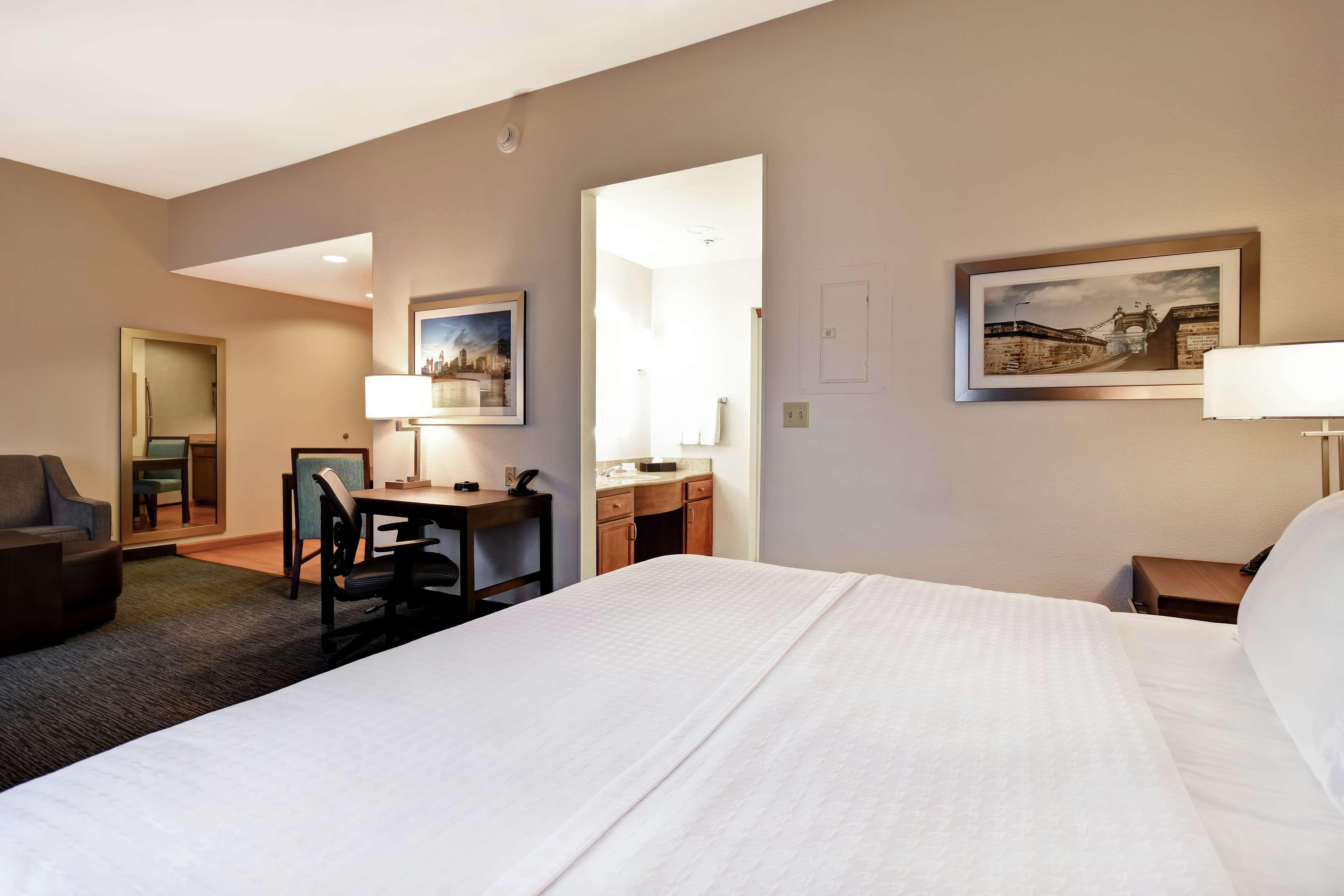 Homewood Suites by Hilton Cincinnati-Milford Buitenkant foto