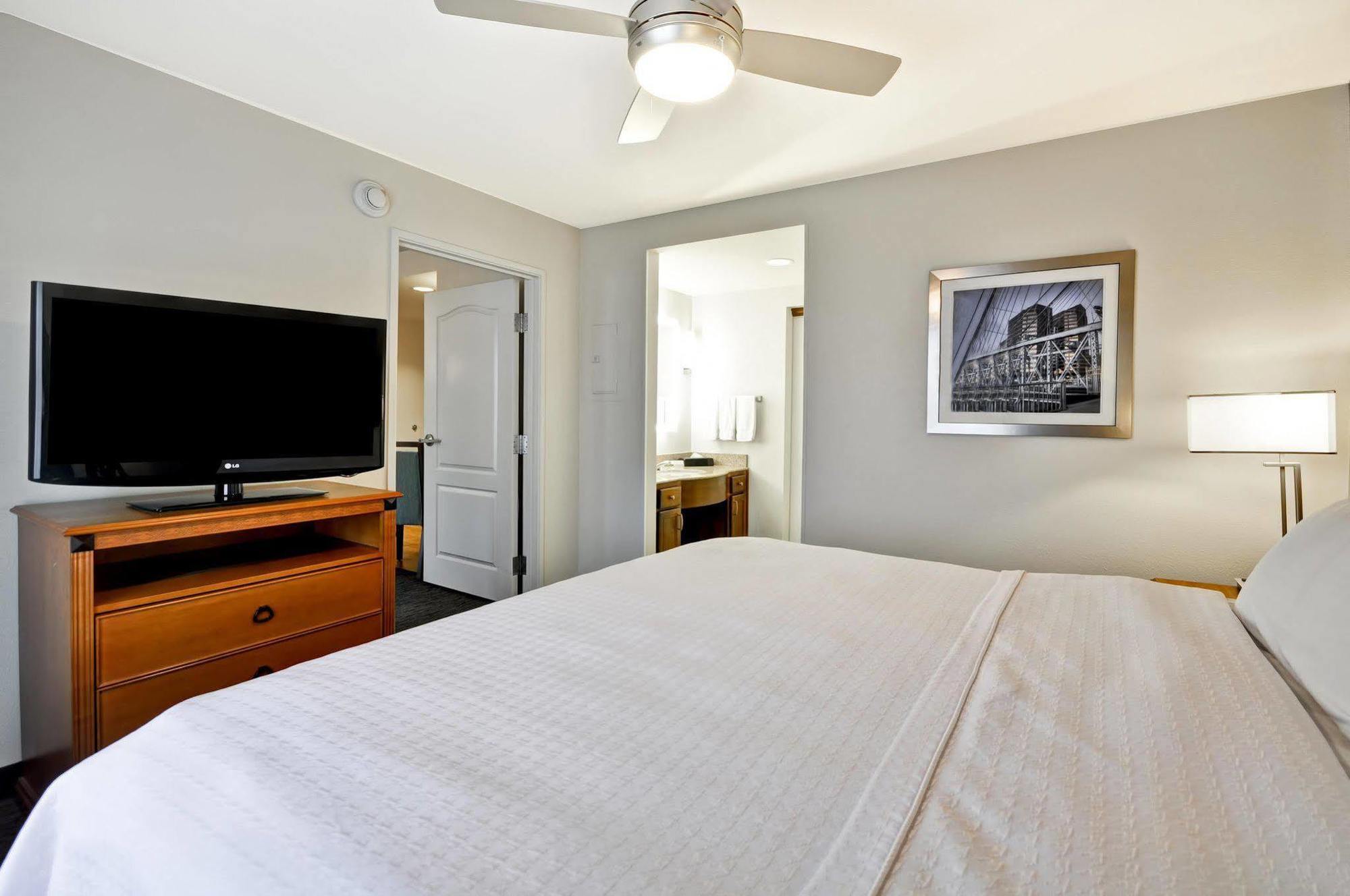 Homewood Suites by Hilton Cincinnati-Milford Buitenkant foto